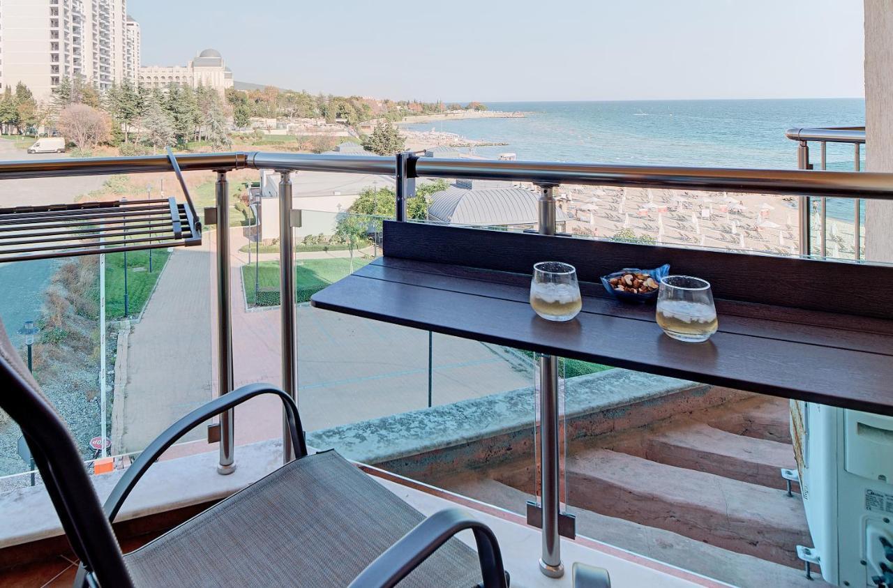Beachfront Smart Homes By Marty'S Slăntjev Brjag Exteriör bild